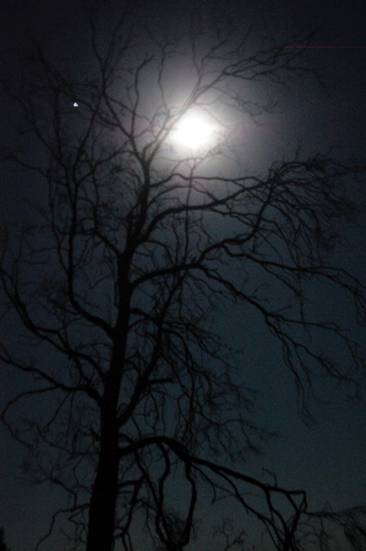 Moon & Venus over Arcos de la Frontera's valley